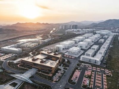 青岛:中国第一、国际一流的天然摄影棚