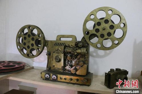 广西七旬老人变废为宝 淘 废品 打造价值上万元工艺品